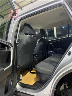 تويوتا راف 4